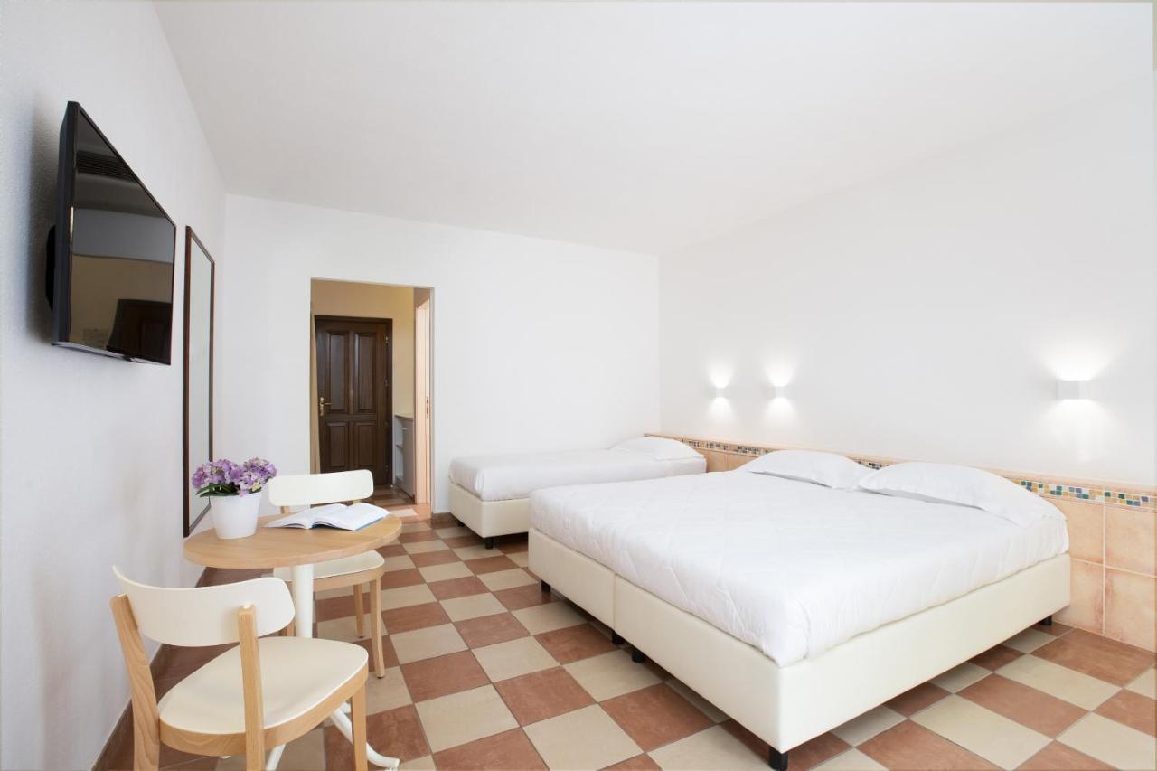 Tirreno Resort Cala Liberotto Exterior foto